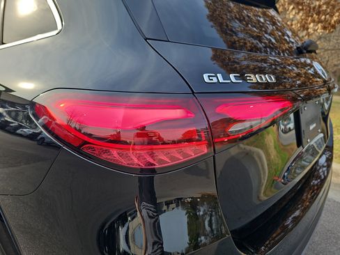 New 2026 Mercedes-Benz GLC 300 image 35