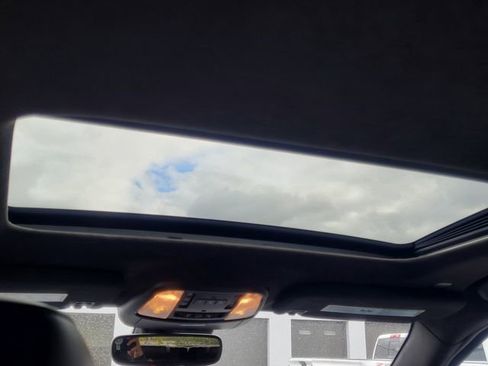 Used 2023 Dodge Durango Citadel image 32