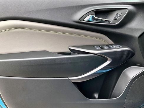 Used 2025 Chevrolet Trax ACTIV w/ Driver Confidence Package image 21