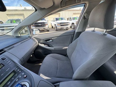 Used 2011 Toyota Prius Two image 31