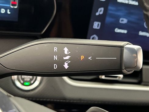 Used 2026 Chevrolet Equinox LT FWD image 40