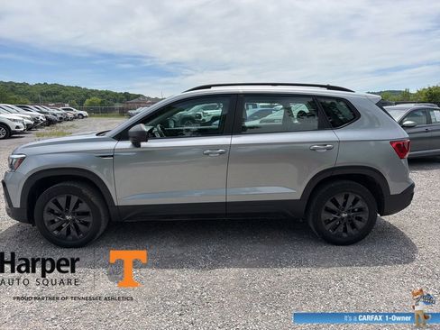 Used 2023 Volkswagen Taos S FWD image 2