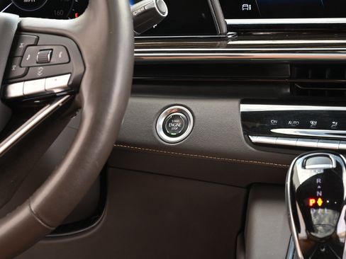 Used 2021 Cadillac Escalade ESV Sport w/ Driver Assist Tech Package AWD/4WD image 35