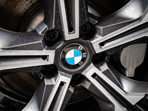 Used 2025 BMW 330i xDrive Sedan image 8