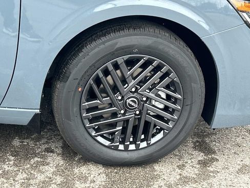 New 2026 Nissan Sentra SV w/ SV Convenience Package FWD image 9