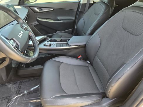 Used 2024 Kia EV6 Light RWD image 23