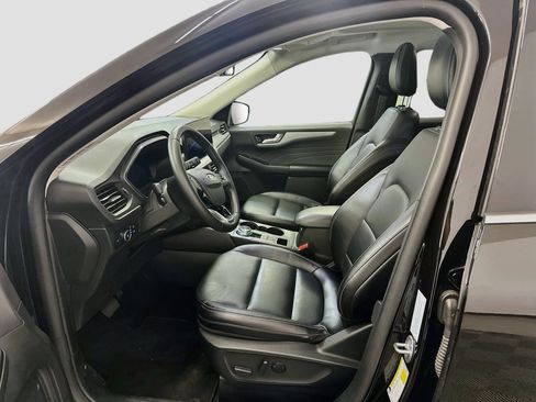 Used 2025 Ford Escape Platinum AWD/4WD image 13