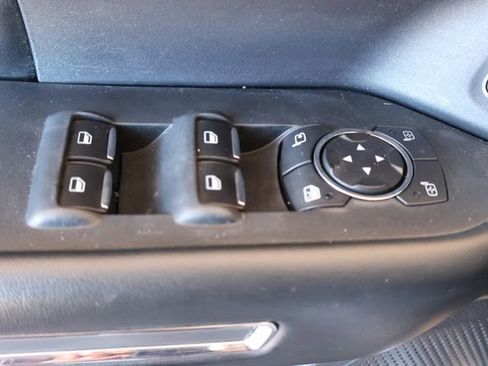 Used 2019 Ford Expedition Platinum RWD image 13