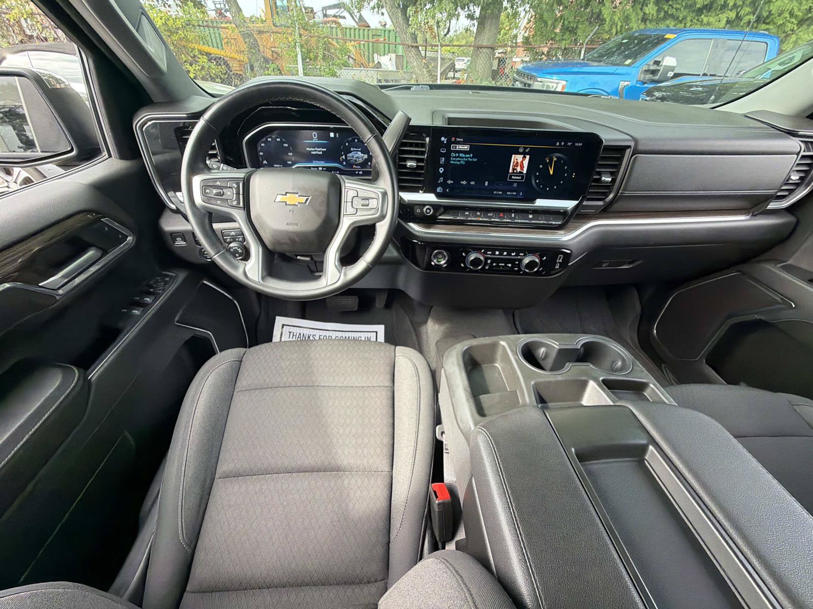 Used 2023 Chevrolet Silverado 1500 LT AWD/4WD image 15