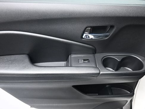 Used 2019 Honda Pilot LX image 28