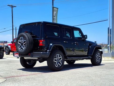 New 2025 Jeep Wrangler Sahara image 7