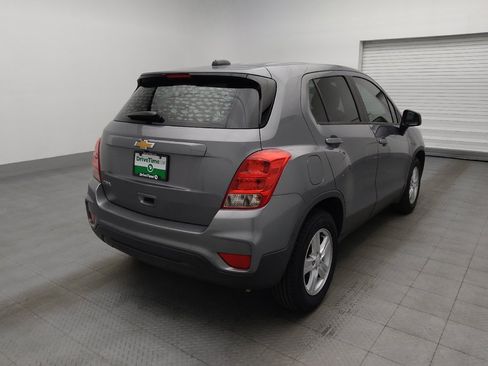 Used 2020 Chevrolet Trax LS FWD image 9