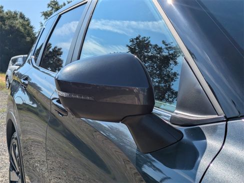 New 2025 Mitsubishi Outlander SE image 10