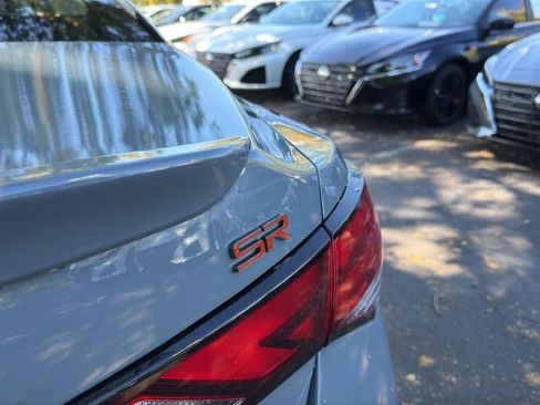 New 2025 Nissan Sentra SR image 15