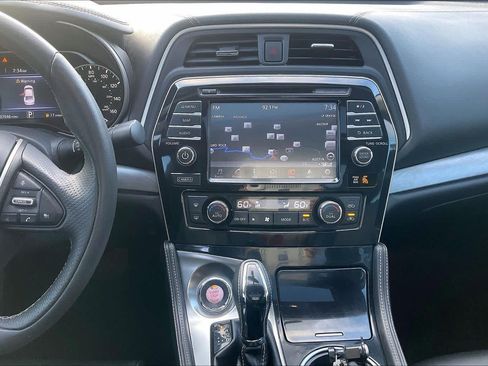 Used 2018 Nissan Maxima 3.5 SL FWD image 7