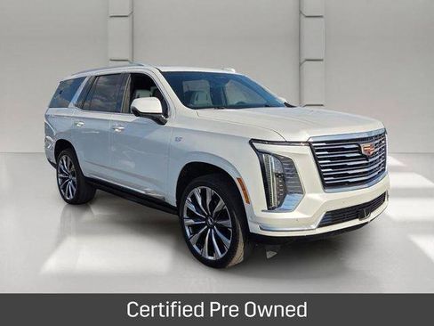Certified 2025 Cadillac Escalade Premium Luxury Platinum AWD/4WD image 7