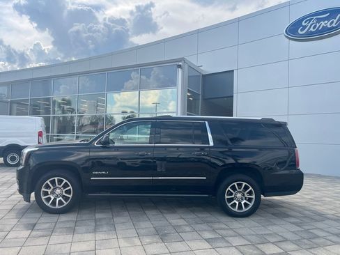 Used 2016 GMC Yukon XL Denali w/ Open Road Package AWD/4WD image 3