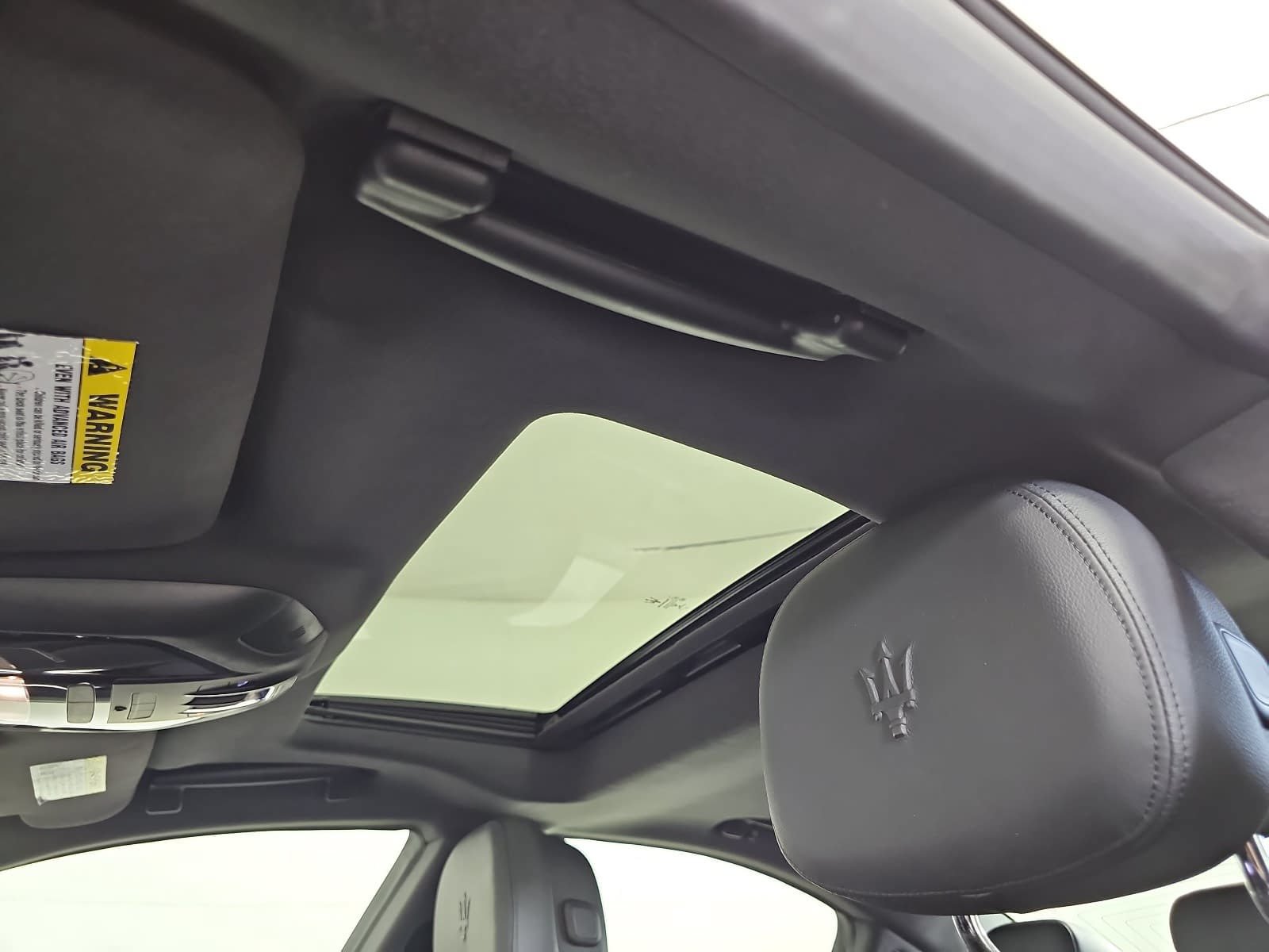 Used 2023 Maserati Ghibli Modena RWD image 30