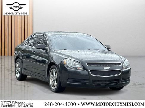 Used 2011 Chevrolet Malibu LS image 1