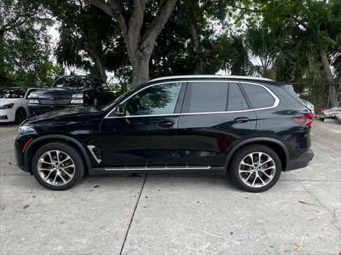 Used 2024 BMW X5 sDrive40i RWD image 11