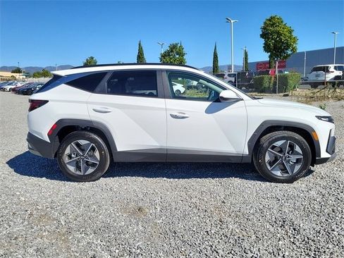 New 2026 Hyundai Tucson SEL image 25