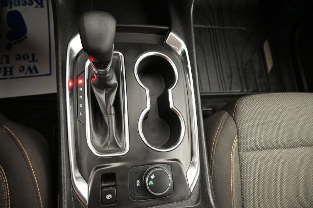 Used 2021 Chevrolet Traverse LT FWD image 19