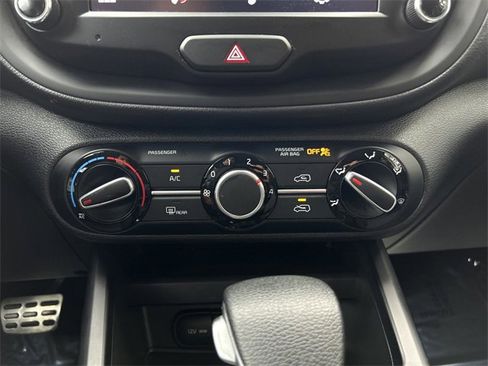Certified 2022 Kia Soul LX w/ Technology Package image 32