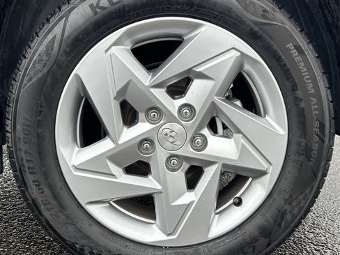 Used 2024 Hyundai Kona SE image 26