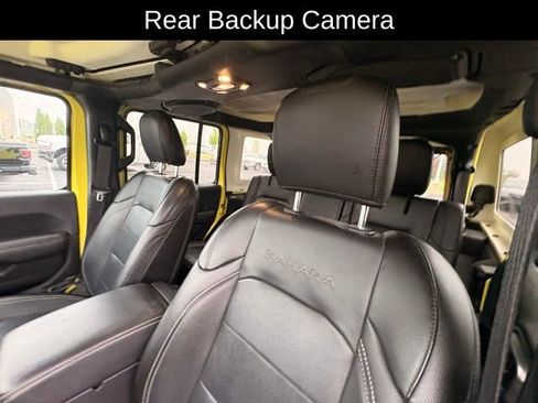 Used 2023 Jeep Wrangler Unlimited Sahara w/ Cold Weather Group AWD/4WD image 14