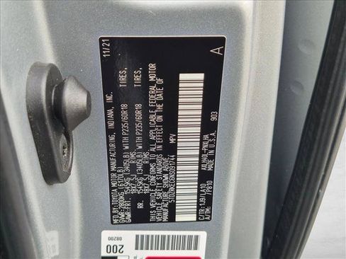 Used 2022 Toyota Sienna Limited FWD image 27