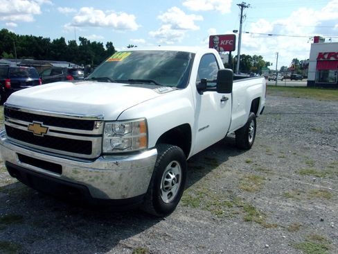 Used 2014 Chevrolet Silverado 2500 W/T RWD image 3