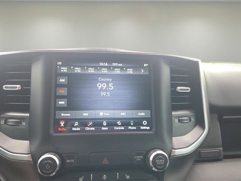 Used 2019 RAM 1500 Big Horn image 10