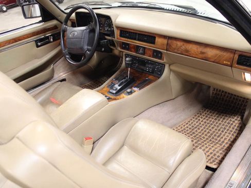 Used 1995 Jaguar XJS 4.0 Convertible image 38