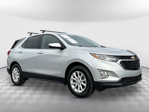 Used 2018 Chevrolet Equinox LT image 1