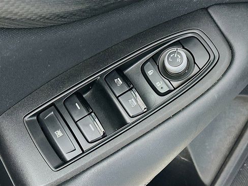 Used 2022 Subaru Outback Premium image 20