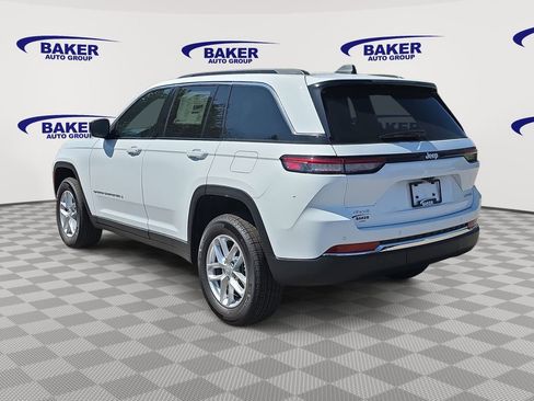 New 2026 Jeep Grand Cherokee Laredo X AWD/4WD image 5