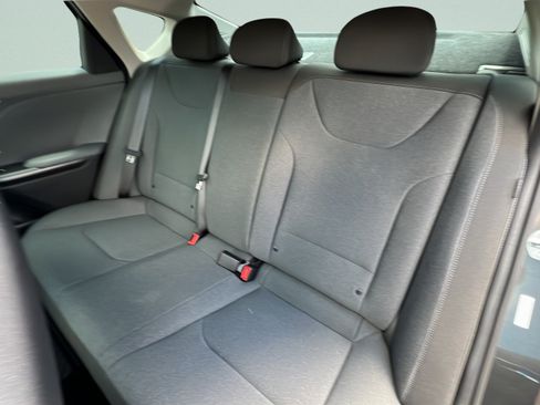 New 2026 Kia K4 FWD image 9
