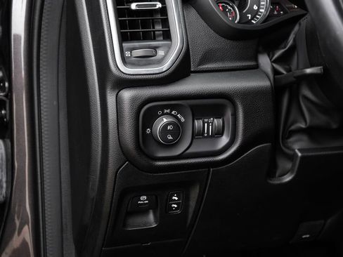 Used 2023 RAM 1500 Laramie AWD/4WD image 40