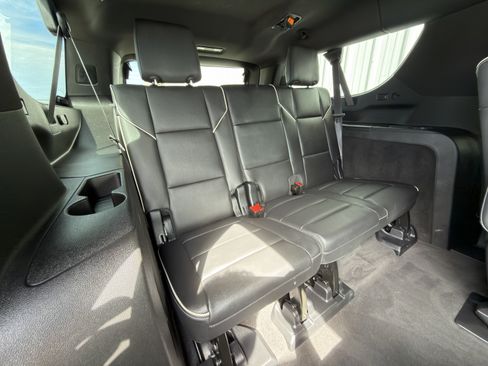 Certified 2024 Cadillac Escalade ESV Sport w/ Touring Package AWD/4WD image 24