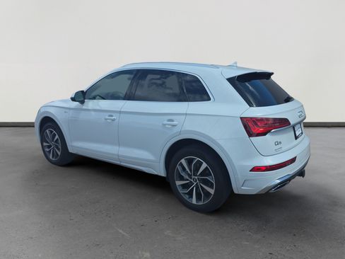 Used 2023 Audi Q5 2.0T Premium Plus w/ Premium Plus Package AWD/4WD image 3
