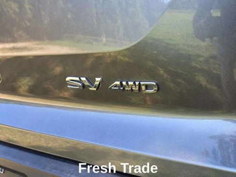Used 2024 Nissan Pathfinder SV AWD/4WD image 7