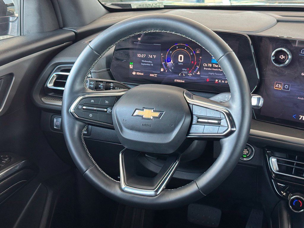 Used 2026 Chevrolet Traverse LT AWD/4WD image 24