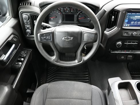Used 2019 Chevrolet Silverado 1500 Custom Trail Boss AWD/4WD image 26