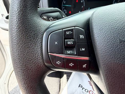 Used 2024 Ford Transit 350 XLT RWD image 32