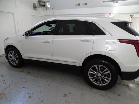 Used 2021 Cadillac XT5 Premium Luxury w/ LPO, Floor Liner Package image 20