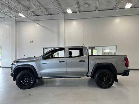 Used 2024 Chevrolet Colorado Trail Boss w/ Advanced Trailering Package AWD/4WD image 9
