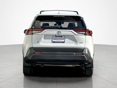 New 2025 Toyota RAV4 XLE image 4