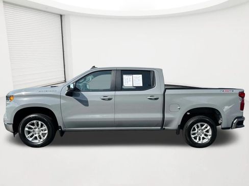 Used 2024 Chevrolet Silverado 1500 LT AWD/4WD image 8