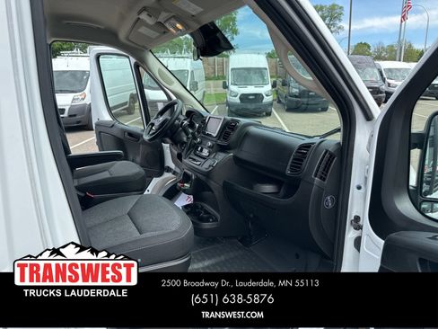 Used 2023 RAM ProMaster 2500 FWD image 14