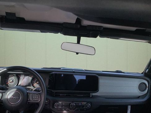 New 2026 Jeep Gladiator Sport image 24